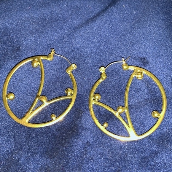 Large Gold and CZ Hoop Earings - Picture 6 of 13